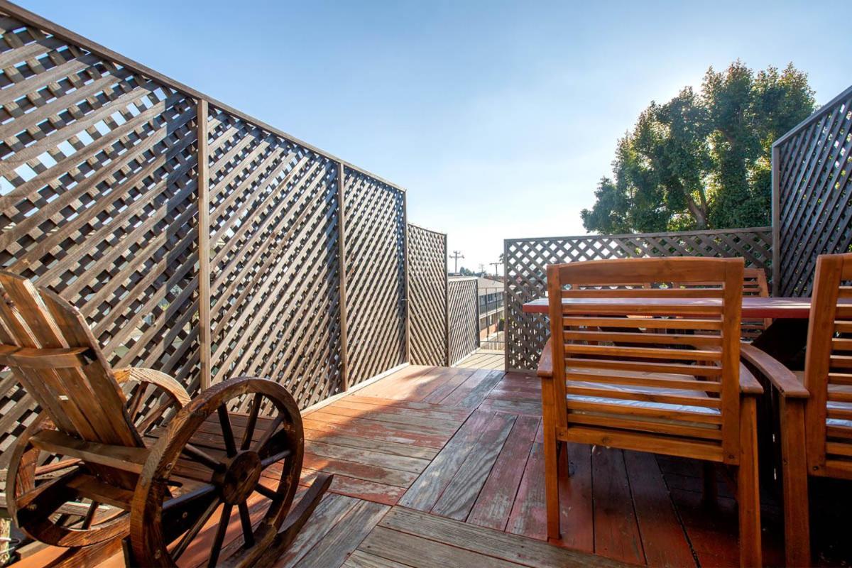 Alameda 3Br Unique Victorian Penthouse With Deck And Outdoor Furniture, Ac, 3 Blocks To Beach & Shopping Center & 2 Free Parking Spaces Buitenkant foto